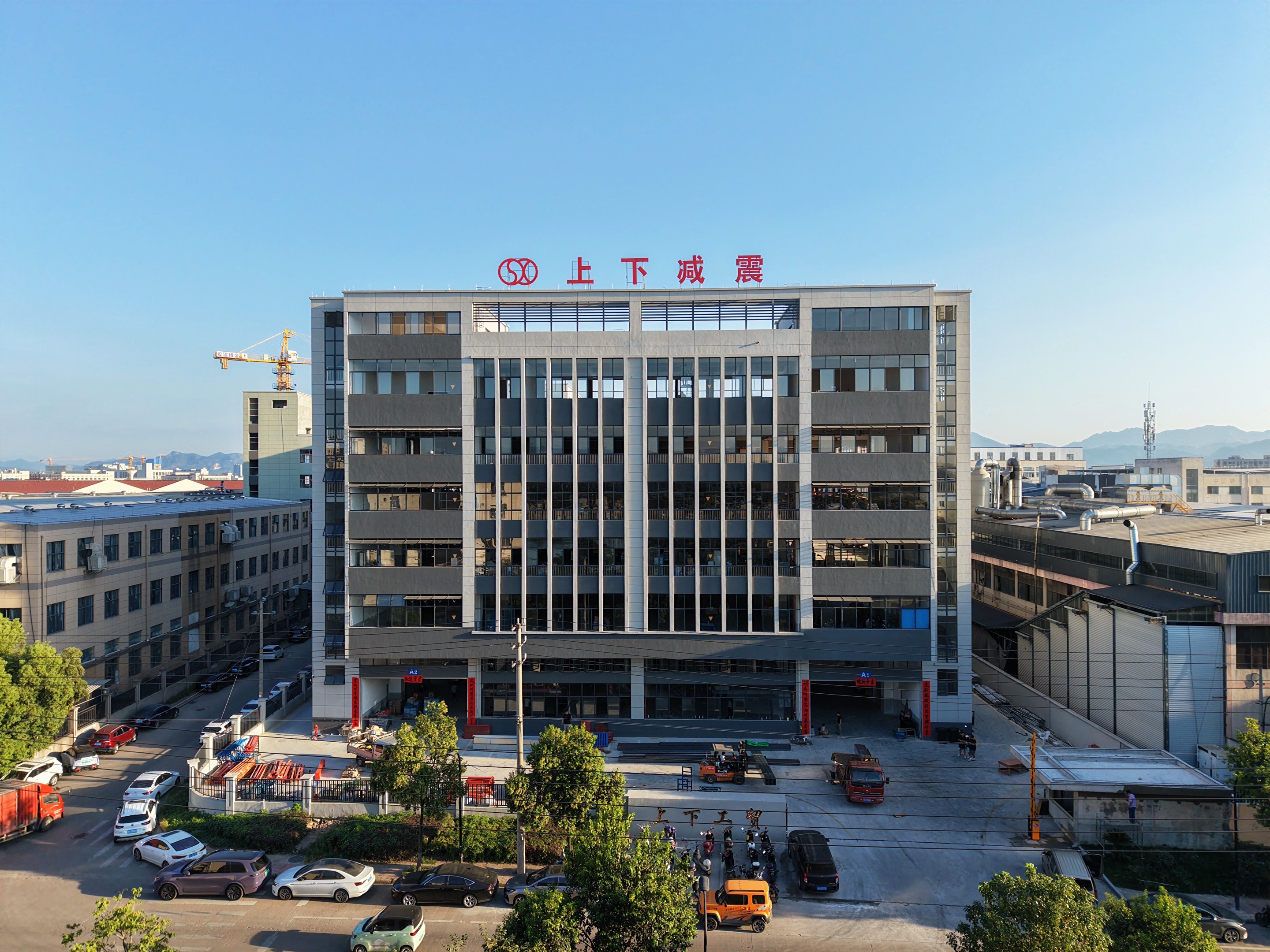 వీసా రహిత పాలసీ కింద చైనీస్ బ్రాండ్‌లు మరో ముందడుగు వేస్తాయా? తూర్పు యూరోపియన్ మార్కెట్‌ను స్వాధీనం చేసుకోవడానికి మా కంపెనీ మోటోస్ప్రింగ్ 2026కి ప్రధాన ఉత్పత్తులను తీసుకుంటుంది